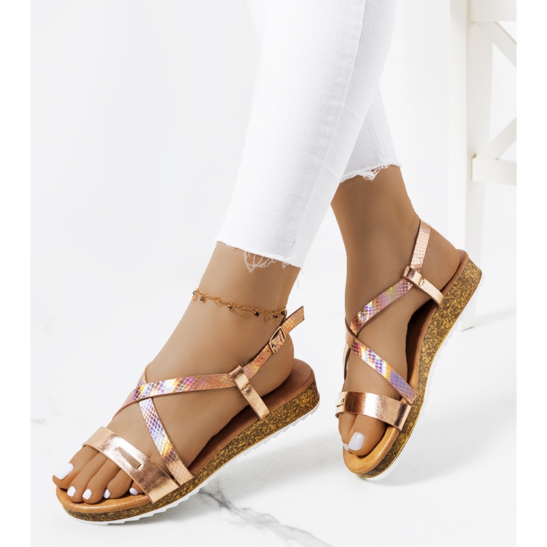 Verna pinkit holografiset sandaalit kultainen 1