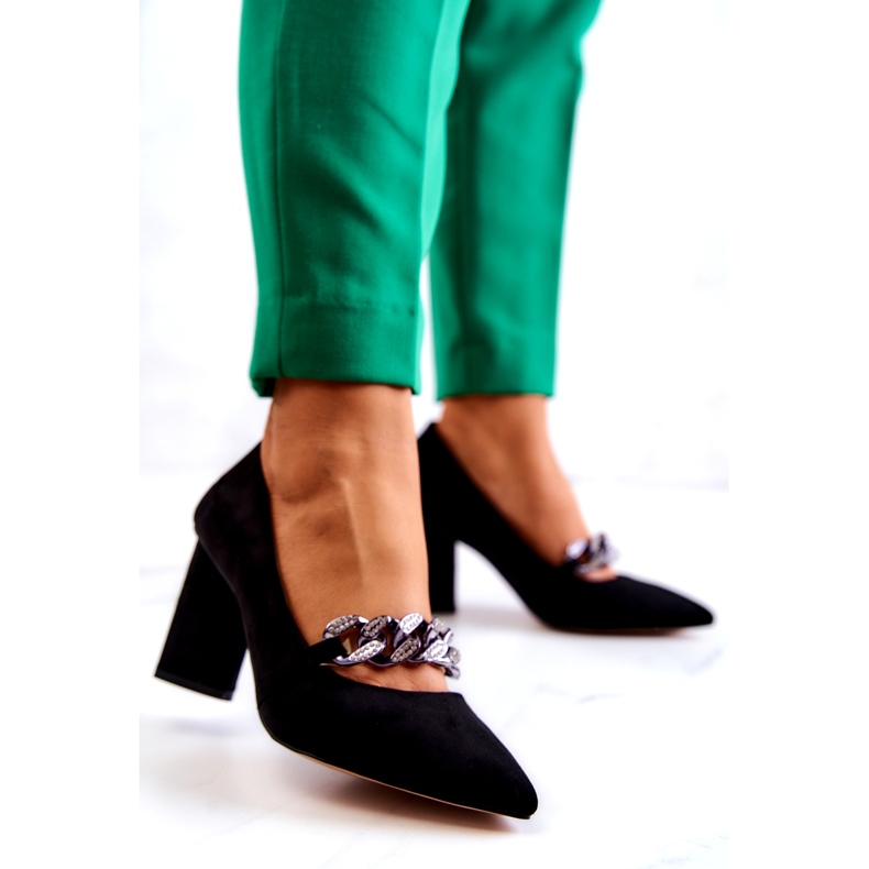 S.Barski Naisten mokkanahkapumput mustalla ketjulla 2