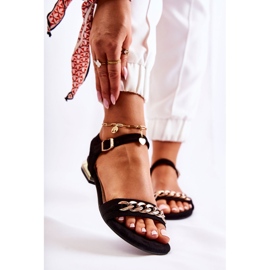 Vinceza Naisten mokkanahkaiset sandaalit ketjulla, musta Norine 1