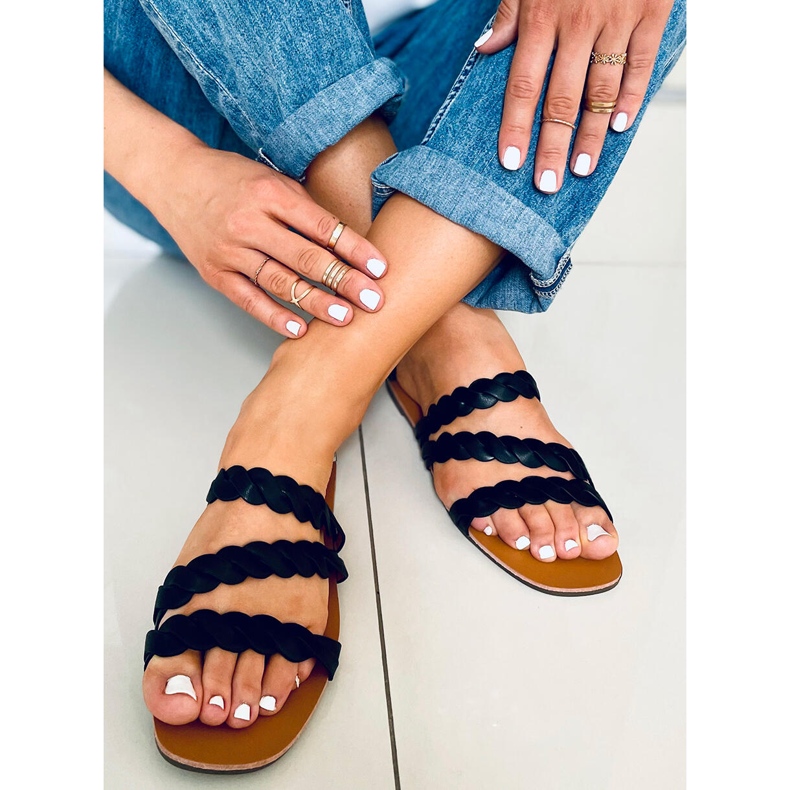 Clover Black naisten tossut musta 1