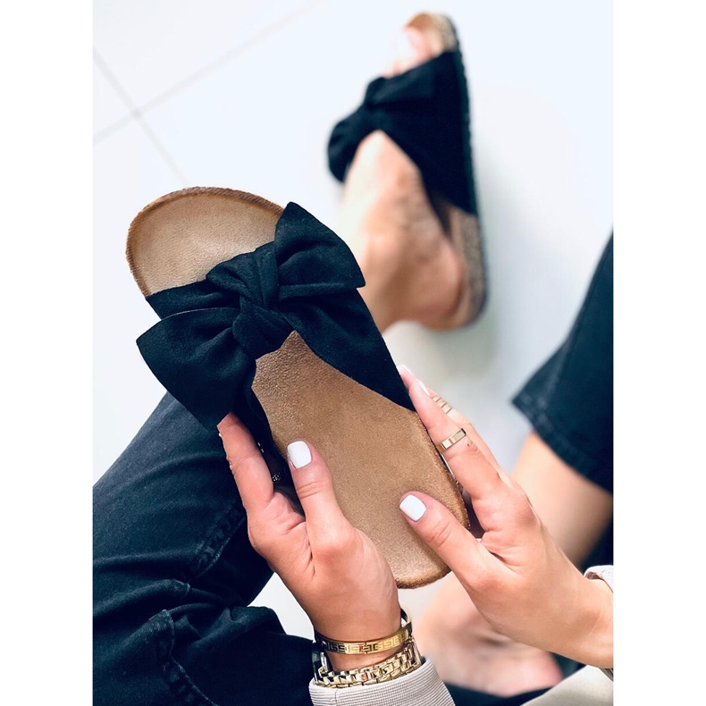 Korkkitossut lila mustalla rusetilla 1