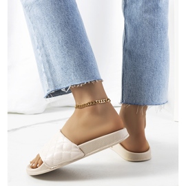 Kate beigenväriset tikatut tossut 2