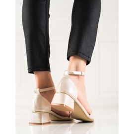 Goodin Kiiltävät sandaalit kultainen 1