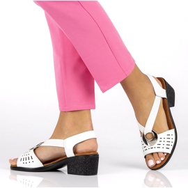 Nahkainen avoinsandaalit Filippo DS2308/22 valkoinen sisustus 5