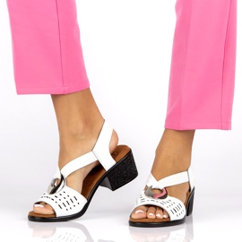 Nahkainen avoinsandaalit Filippo DS2308/22 valkoinen sisustus 6