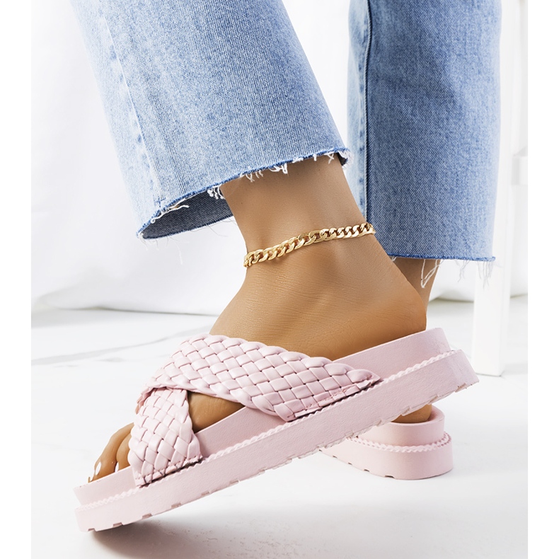 Vaaleanpunaiset tossut Bierings-tasolla vaaleanpunainen 2