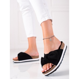 Marquiz Tossut lavalla jousella musta 1