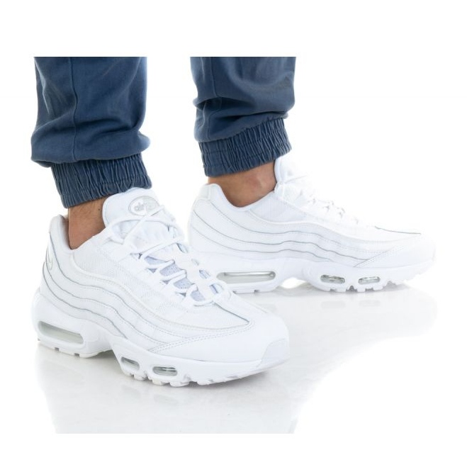 Nike Air Max 95 Essential M CT1268-100 valkoinen 1