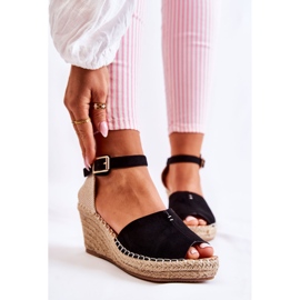 Mukavat naisten sandaalit Wedge Black Dellialla musta 2