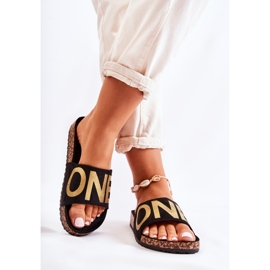 PE1 Klassiset Slip-On-tossut, joissa musta ja kultainen Bahari-kirjoitus 2