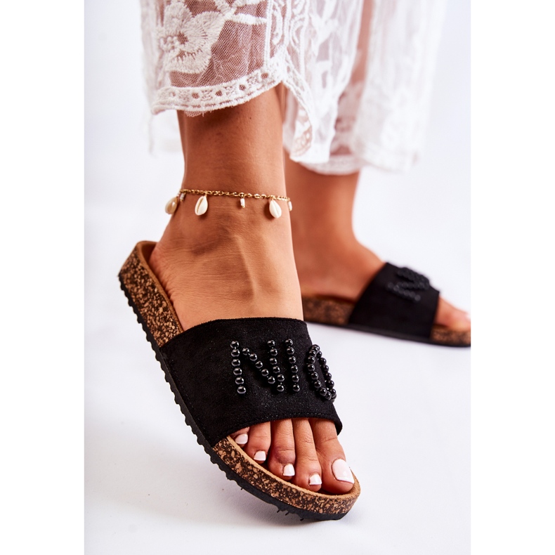 PE1 Klassiset mokkanahkaiset tossut helmillä mustalla Vayanalla 2