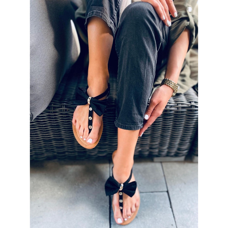 Varvastossut Twist Black -rusetilla musta 2