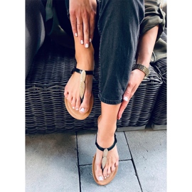 Attina Mustat varvastossut 1