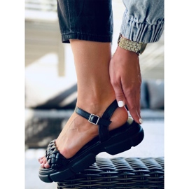 Sandaalit korkealla Shanti Black -pohjalla musta 2