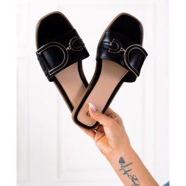 SHELOVET Klassiset mustat tossut 1