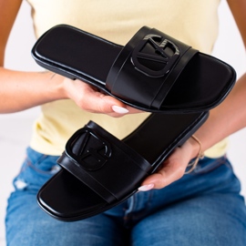 SHELOVET Mustat tossut 1