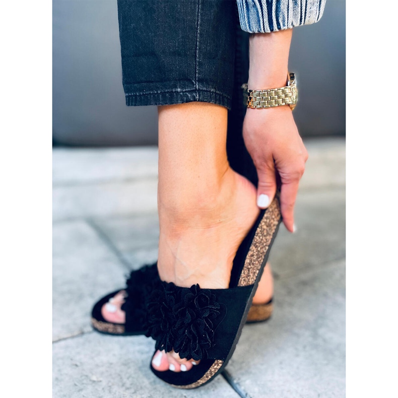 Berry Black korkkitossut musta 2