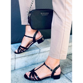 Sparkle Black matalakorkoiset sandaalit musta 2