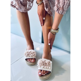 Kukkajuhla Primrose Beige -tossut 1