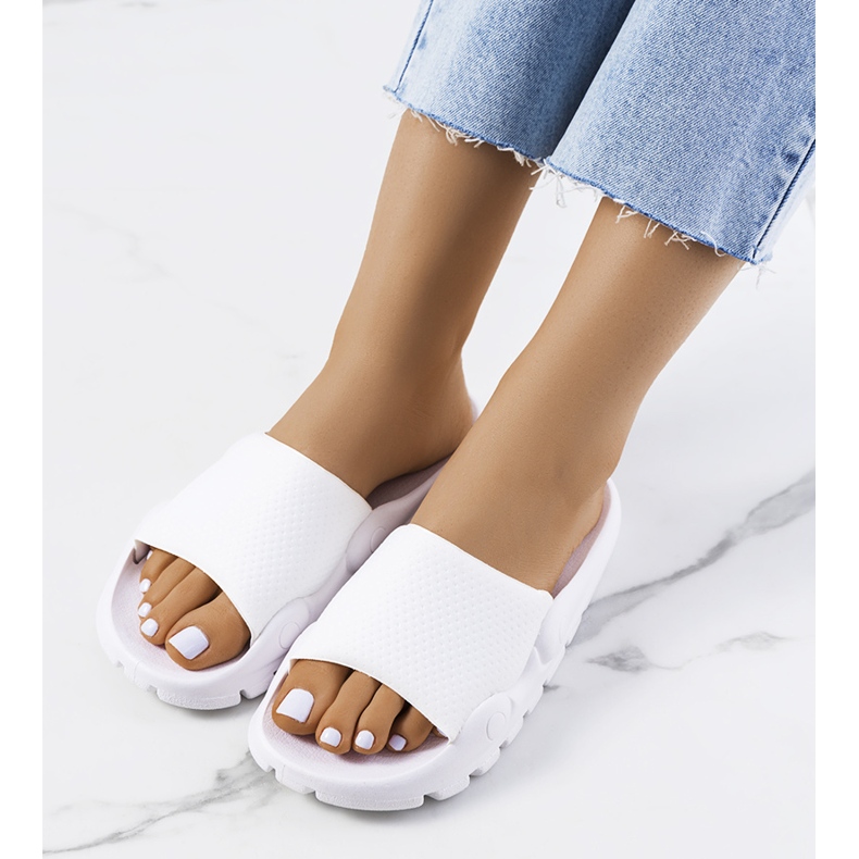 Naisten valkoiset Distant-tossut valkoinen 1