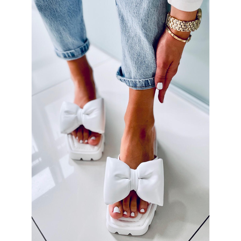 Keeshan valkoiset korkeapohjaiset tossut valkoinen 1