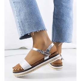 Hopeiset sandaalit koristeellisella Acton-tasolla hopea 1