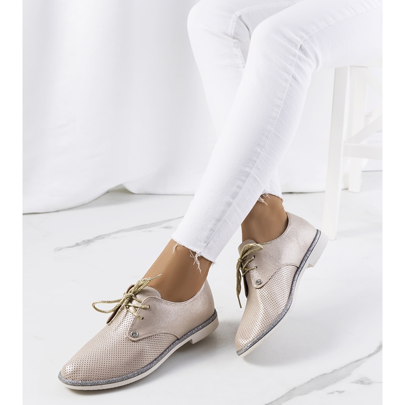 Grand Streetin kiiltävän kullanväriset nauhakengät kultainen 1