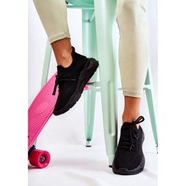 FK2 Naisten urheilukengät, Slip-on Black Livia musta 1