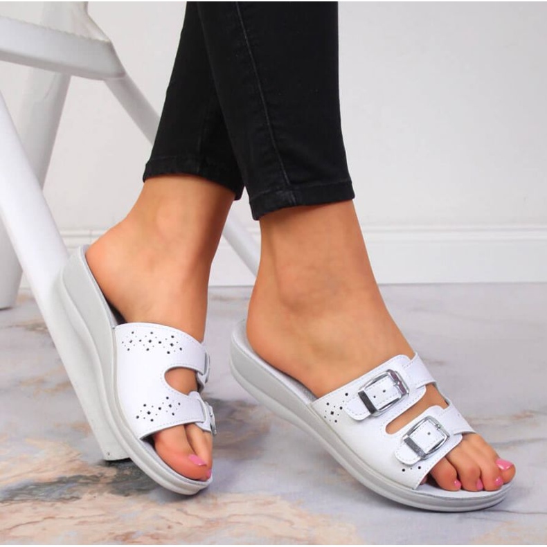 Inblu W ARC13 valkoiset tossut valkoinen 2