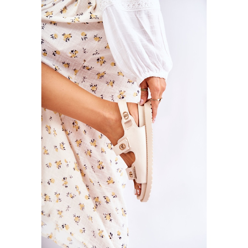 S.Barski Naisten nahkasandaalit beige Halis -koristeella 1