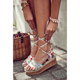 FS3 Naisten solmitut sandaalit Espadrillit valkoisilla Lamour-kukilla valkoinen monivärinen 2