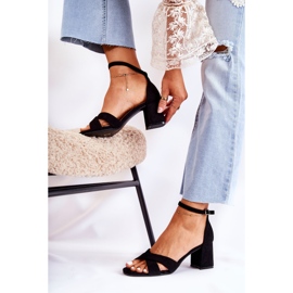 PS1 Klassiset naisten sandaalit kantapäässä, musta Ester 2