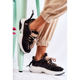 PM2 Naisten tennarit, urheilukengät, mustat joskus 1