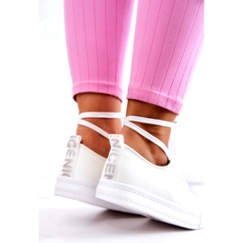 PS1 Naisten nahkalenkkarit, valkoiset Mikayla valkoinen 4