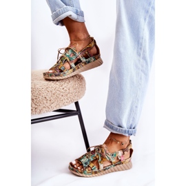 Maciejka Naisten nahkasandaalit tarranauhalla 05375-09 vihreä 2