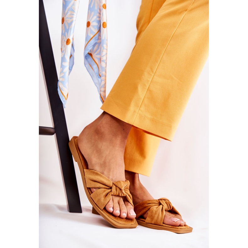 PG1 Naisten muodikkaat mokkanahkaiset tossut Camel Lorrie ruskea keltainen 1