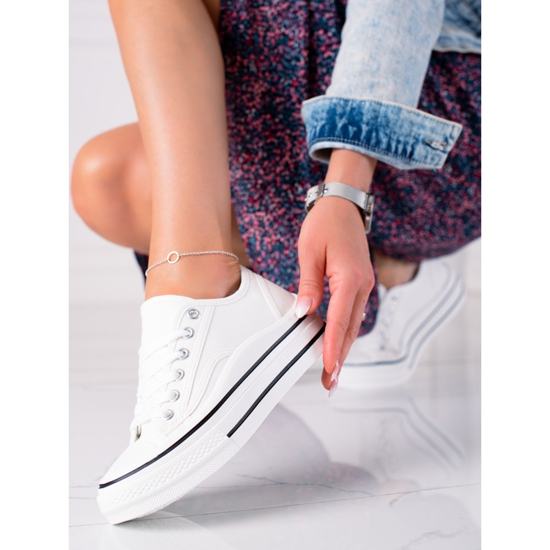 SHELOVET Tennarit alustalla valkoinen 1