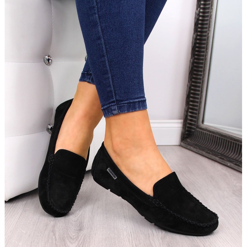 Naisten mustat nahkaiset loaferit Vinceza 1