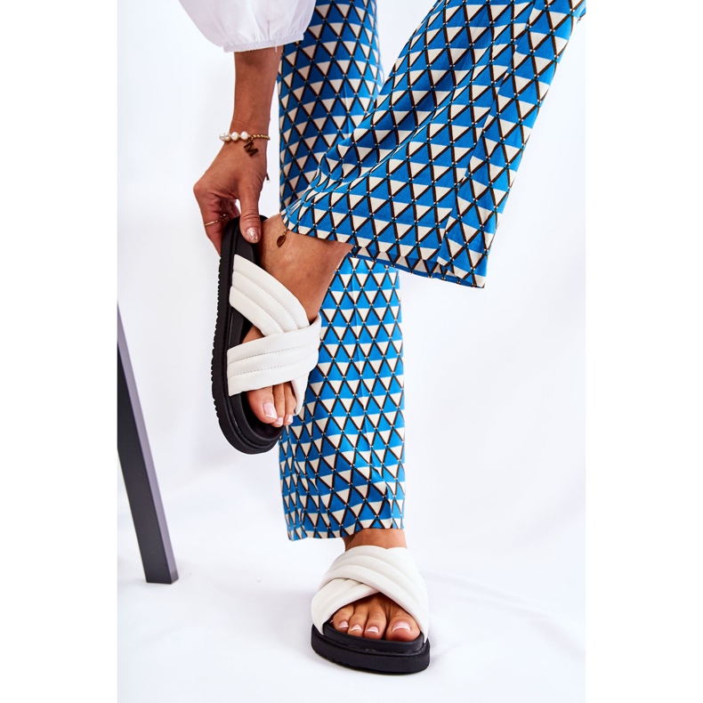 Klassiset naisten valkoiset nahkatossut Daron valkoinen 2