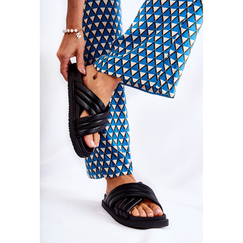 PJ1 Klassiset naisten mustat nahkatossut Daron 2