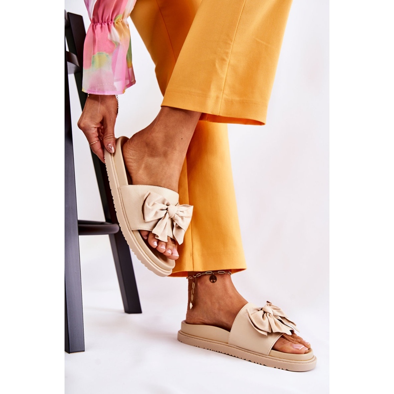 PJ1 Klassiset naisten nahkatossut, joissa on rusetti beige Dessy 1