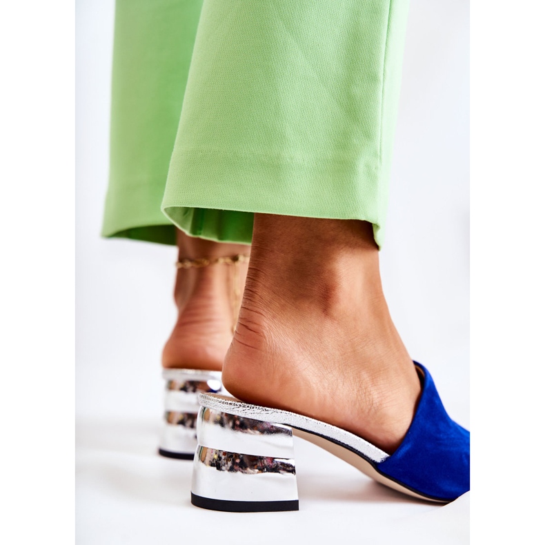 PA2 Naisten mokkanahkaiset tossut kantapäässä laivastonsininen Perry hopea 2