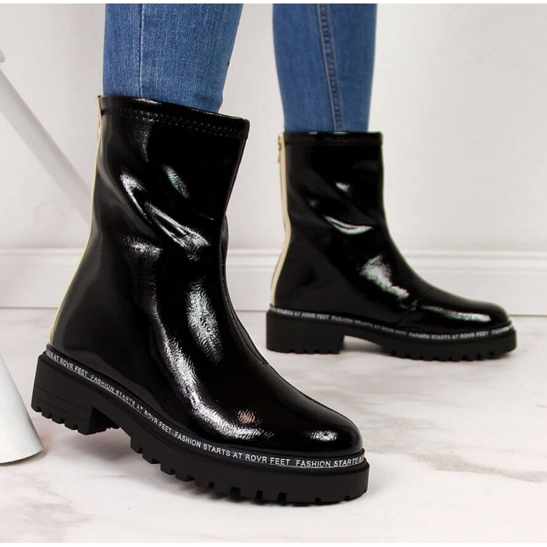 BM Naisten mustat lakatut saappaat W S. Barski 2