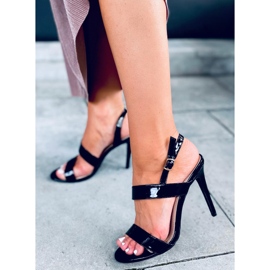 Sandaalit korkokengissä Amanda Black musta 1