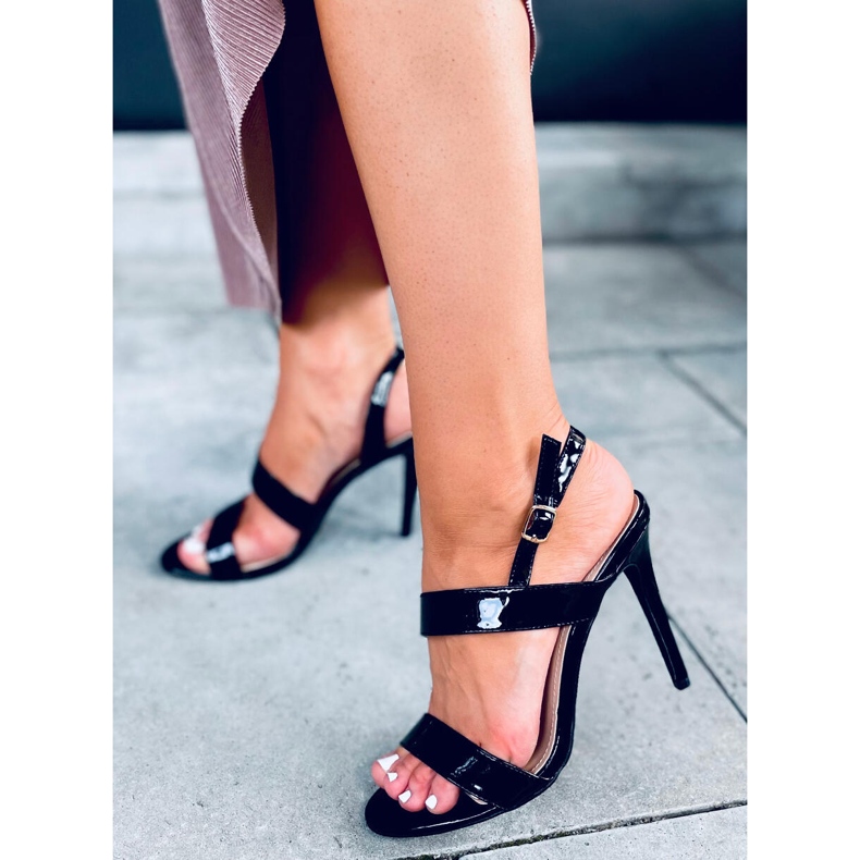 Sandaalit korkokengissä Amanda Black musta 1