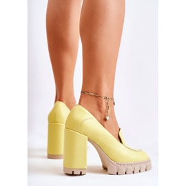 PA2 Muodikkaat pumput massiivisella keltaisella Margott-alustalla keltainen 2