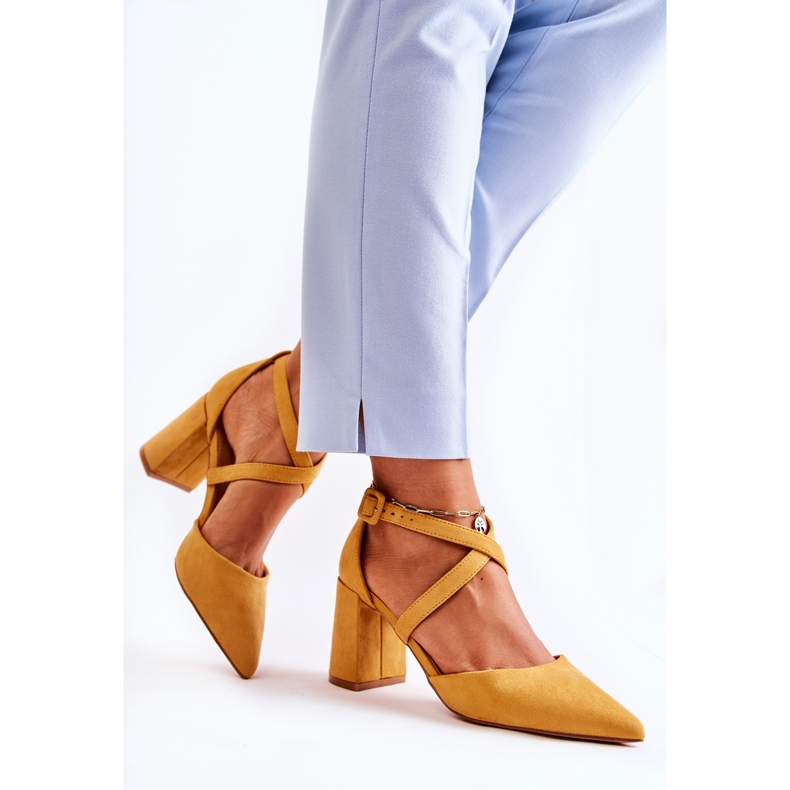 FB1 Muodikkaat sandaalit keltaisessa Sinari-palkissa keltainen 2