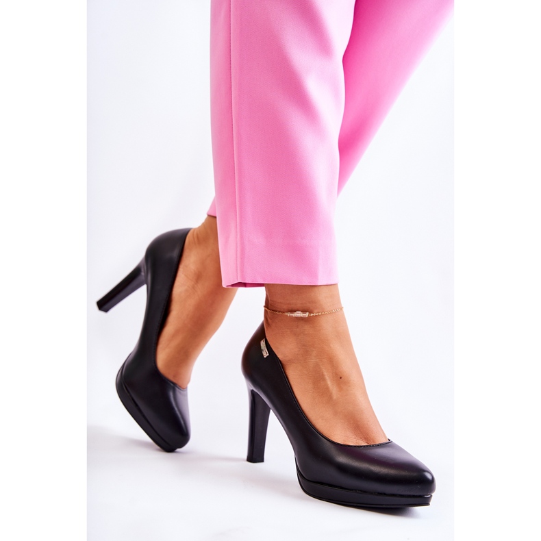 Sergio Leone Naisten klassiset pumput alustalla musta 2