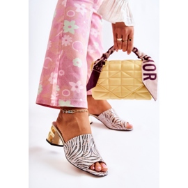 PA2 Naisten nahkaiset tossut Zebra On Heel Pink-White Perry valkoinen musta vaaleanpunainen 2