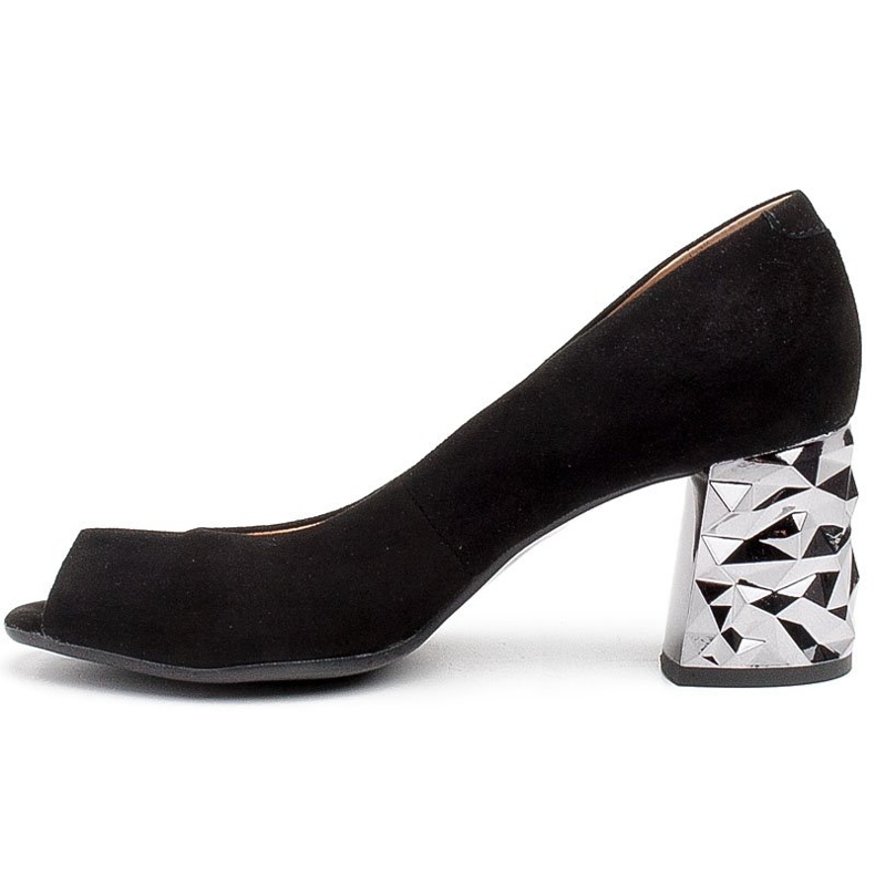 Marco Shoes Musta mokkanahkaiset pumput, joissa on 3D -metallinen kantapää 2